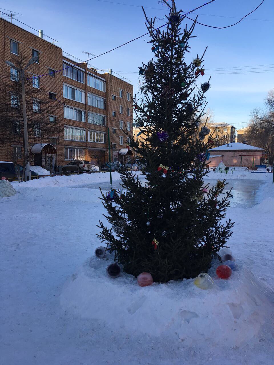 В Красноярске наградили победителей зимнего этапа конкурса «Самый  благоустроенный район города» / Новости / Муниципальная управляющая компания